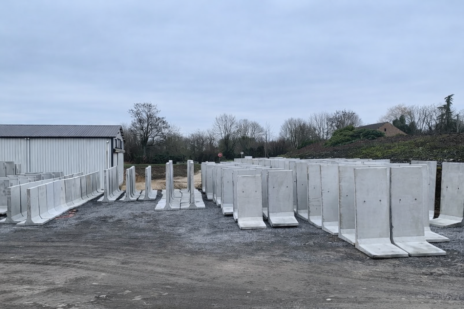 photo murs de soutènement béton L et T